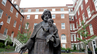 Descendants of 272 Slaves Sold by Georgetown Say They Want Reparation$$$ Now!
